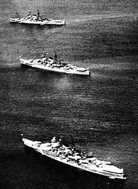 Kumano (foreground), Mikuma (center) and Suzuya in Ise Bay, 1938.