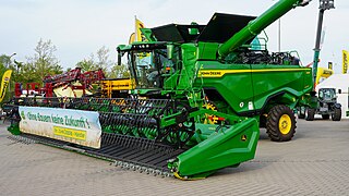 John Deere X9 1000 agra 2024 (DSC03838).jpg