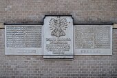 Tablica upamiętniająca bohaterów poległych w obronie Ziemi Śląskiej w czasie Powstań Śląskich i II wojny światowej