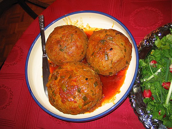 Iranian Tabrizi Kofta include: yellow split peas and potatoes, as well as minced meat.