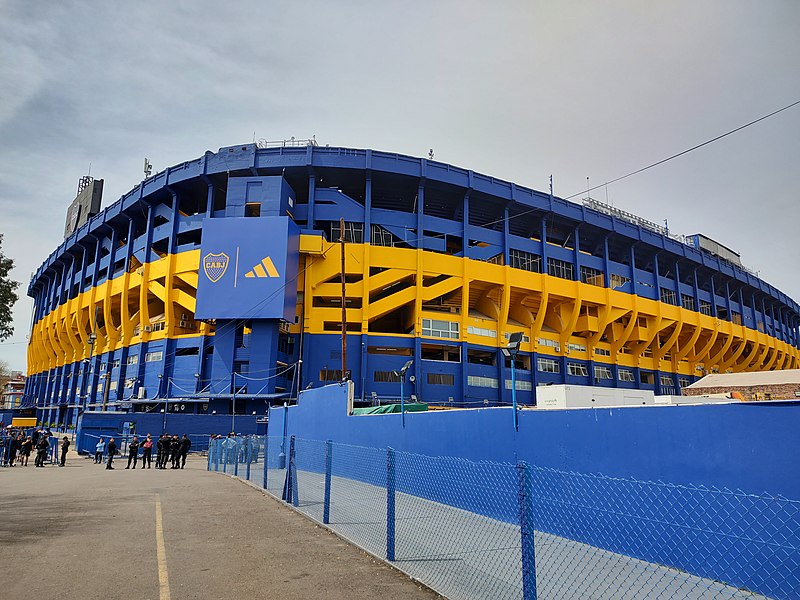 The Bomboneras photo-journey: an old Boca Juniors jersey, La