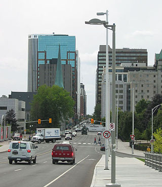 <span class="mw-page-title-main">Laurier Avenue</span>