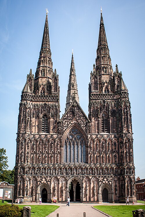 Image: Lichfield Cathedral   geograph.org.uk   5051378