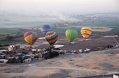 Luxor hot air balloon E.jpg