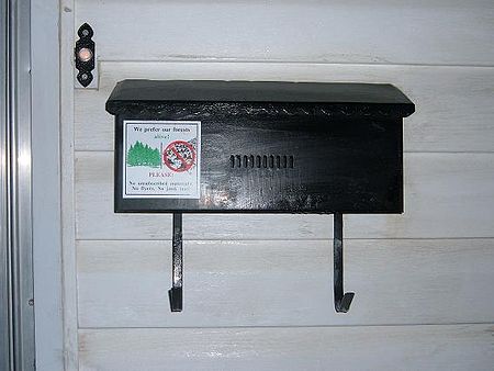 Fail:Mailbox.jpg