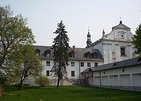 Miedniewice monastery01.jpg