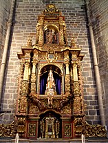 Retablo mayor con la Virgen de Altamira