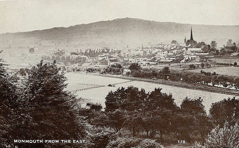 File:Monmouth - From the East - 1933.jpg