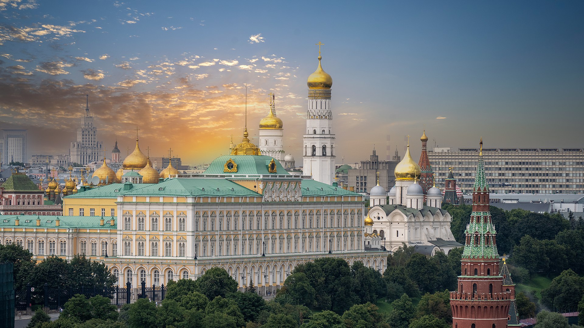 большой кремлевский дворец вид сверху