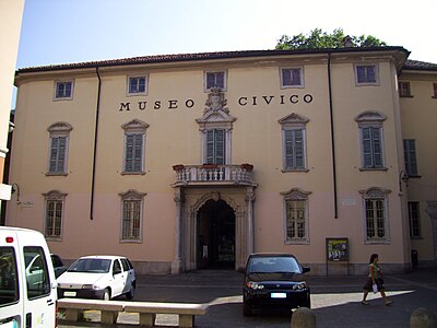 Façade du musée archéologique et préhistorique de Côme