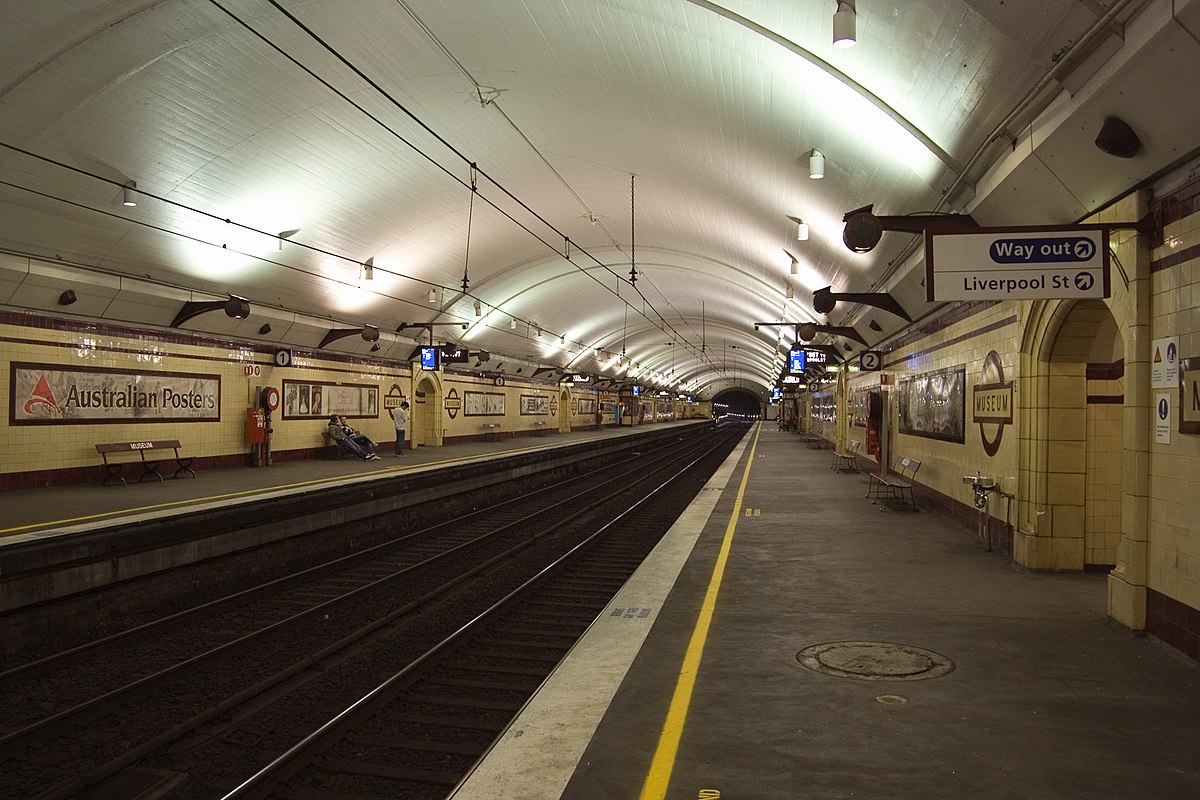 Museum station. Museum Station Sydney. Museum Railway Station.