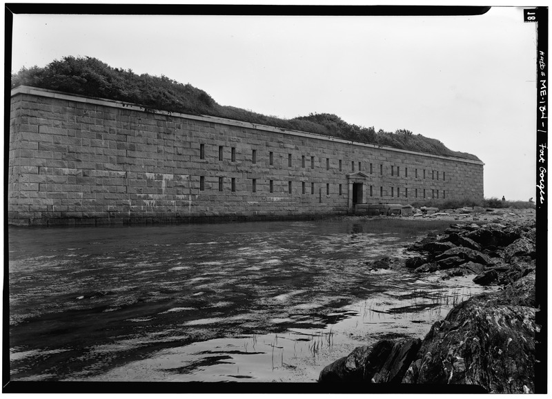 File:NORTH FRONT, FROM THE NORTHEAST - Fort Gorges, Hog Island Ledge, Portland Harbor, Portland, Cumberland County, ME HABS ME,3-PORT,20-1.tif