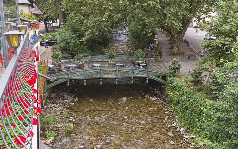 File:Neumagenbrücke (Staufen im Breisgau) jm6437.jpg