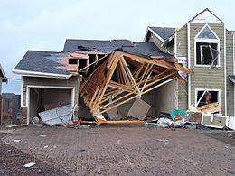 6 de octubre de 2010 Bellemont, Arizona tornado damage.jpg