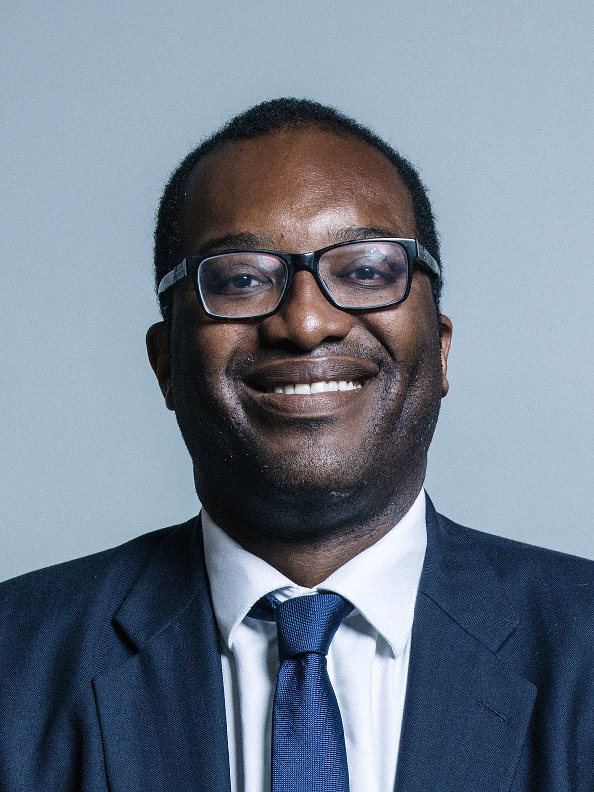 1200px-Official_portrait_of_Kwasi_Kwarteng_crop_2.jpg