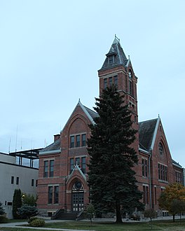 Old Stutsman County Courthouse.jpg