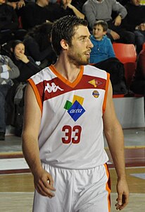 Olek Czyż (polish basketball player).jpg