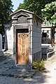 * Nomination: chapel, Cemetery Père-Lachaise, Paris by Coyau --Pyb 17:15, 21 March 2014 (UTC) * * Review needed