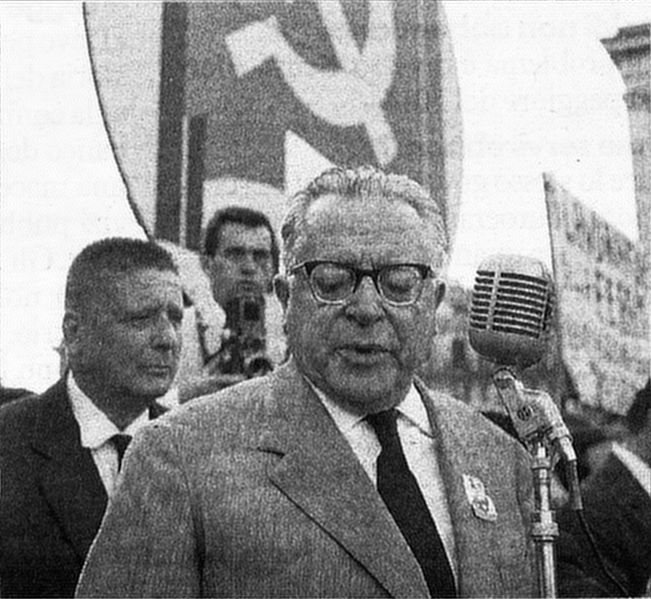 File:Palmiro Togliatti comizio.jpg