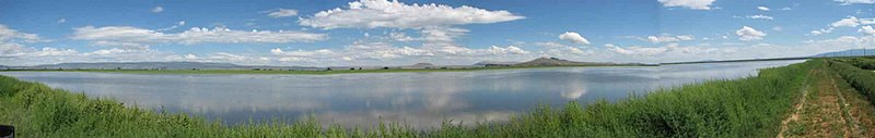 File:Panoramic view of Tule lake.jpg