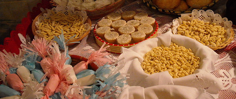 File:Pasta e dolci.jpg