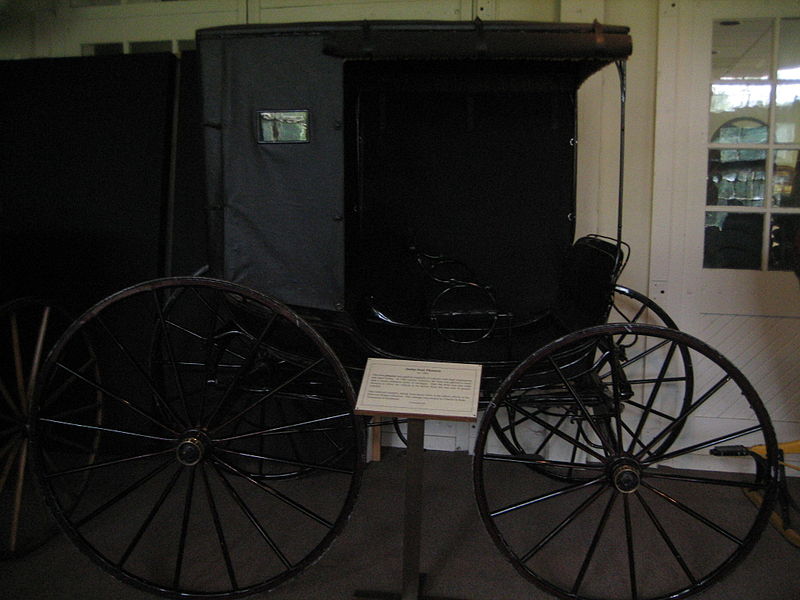 File:Phaeton carriage2.jpg