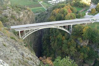 <span class="mw-page-title-main">Gueuroz Bridge</span> Bridge in Valais, Switzerland
