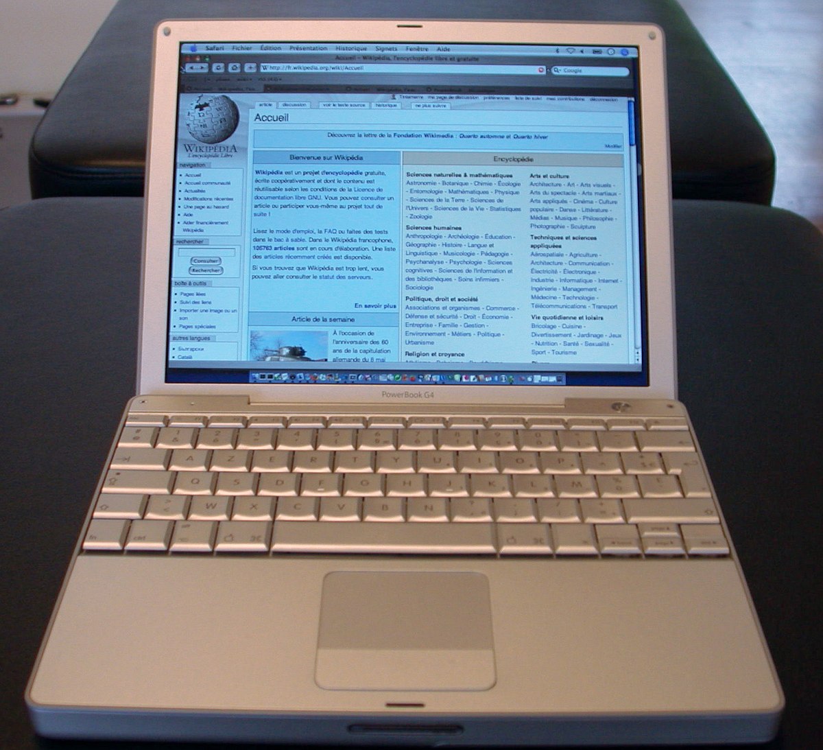 12-inch MacBook - Wikipedia