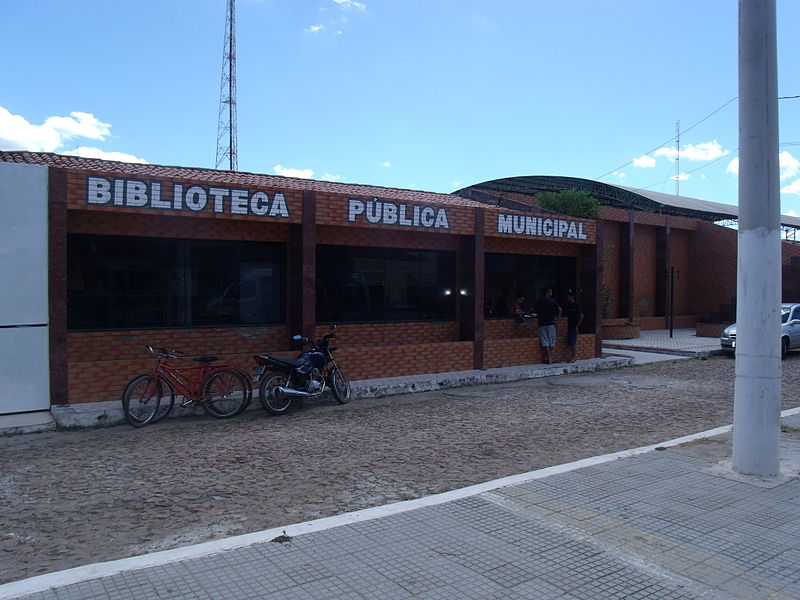 File:Prédio da Biblioteca Municipal de Coreaú.JPG