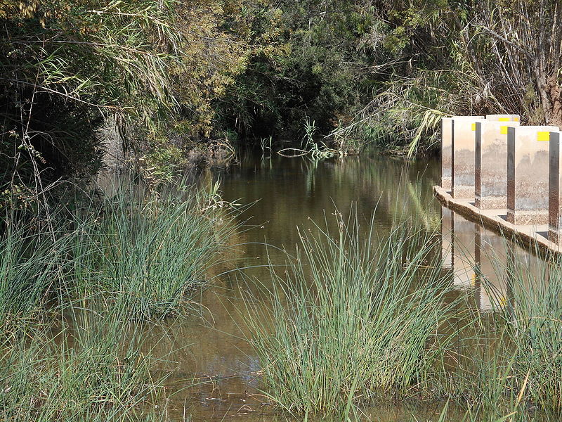 File:Quarteira river ford, Paderne, 2 October 2015 (2).JPG