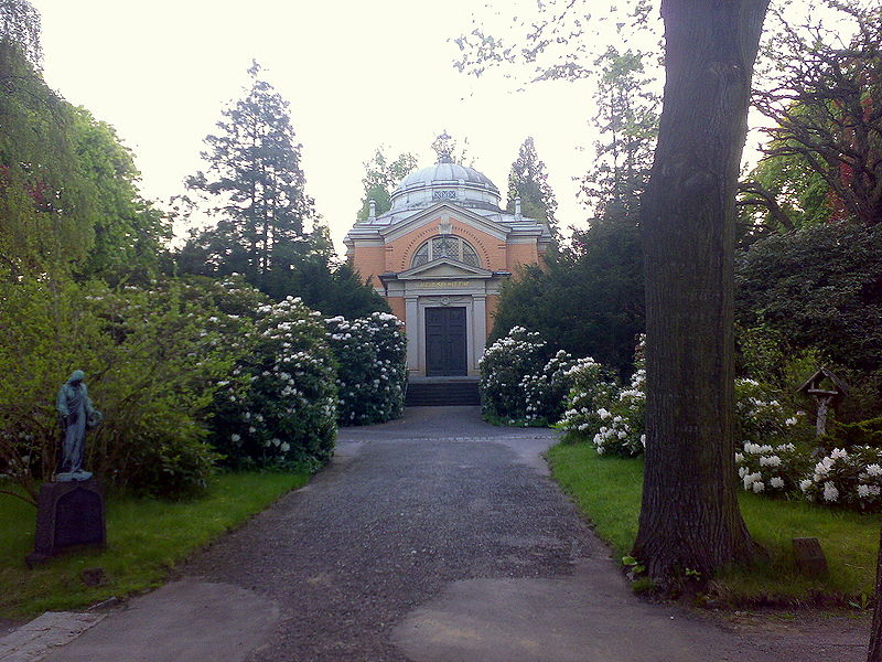 File:Radeberg Friedhof.jpg