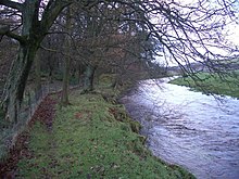 The River Devon approaching Crook of Devon River Devon at Crook of Devon.jpg