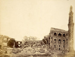 Ruined Madrasa at Bidar.jpg