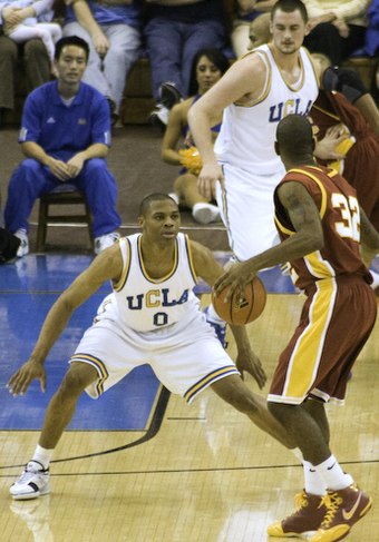Westbrook playing defense on USC's O. J. Mayo