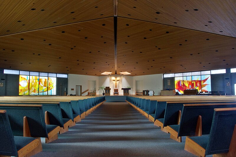 File:Sacred Heart Catholic Church (Fairfield, Ohio) - interior.jpg