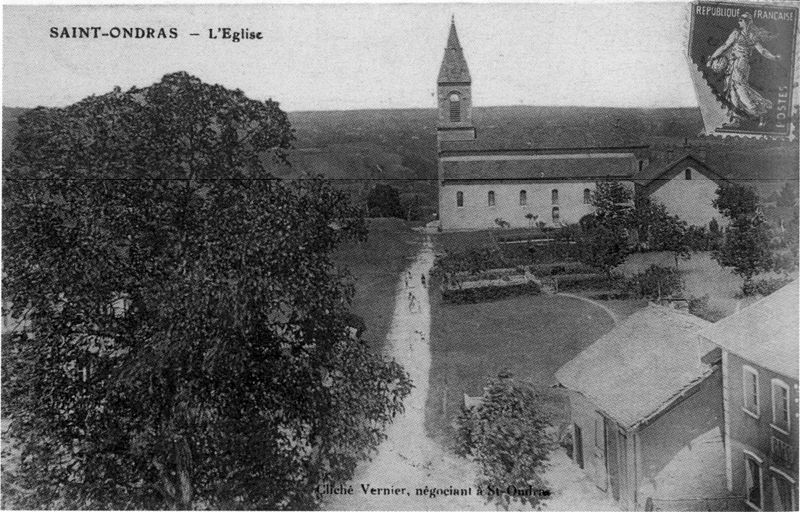 File:Saint-Ondras, l'église 1912, p220 de L'Isère les 533 communes - cliché Vernier négociant à St Ondras.jpg