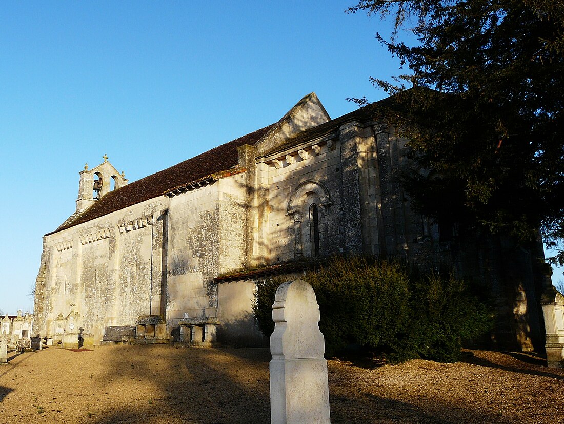 Église Saint-Pierre de Saint-Pierre-d'Exideuil