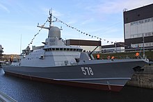 A Karakurt-class guided-missile corvette, capable of launching Kalibr or Oniks supersonic cruise missiles Schiff <<Burya>> 03.jpg