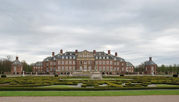 Plan of Schloss Nordkirchen (palace) in the Schlosspark Nordkirchen (landscape garden park).