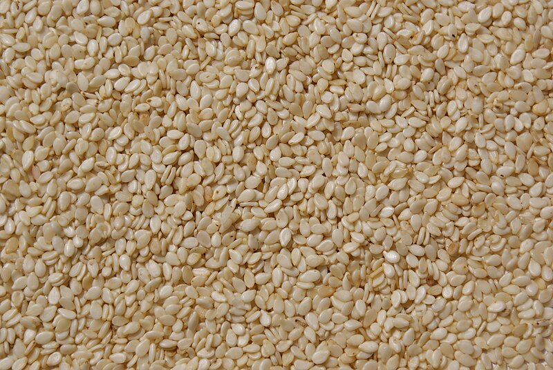 File:Sesame seeds.JPG