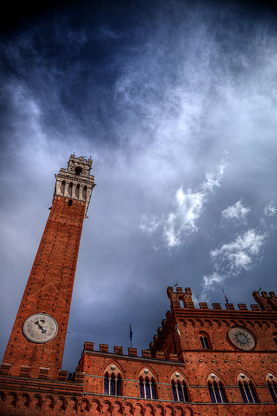 File:Siena - Torre del Mangia (5699204894).jpg