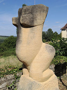 Sireuil (Dordogne) - Réplique de la "Vénus de Sireuil".JPG