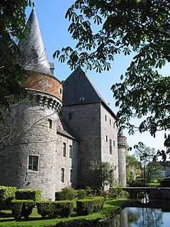 <span class="mw-page-title-main">Solre-sur-Sambre Castle</span>