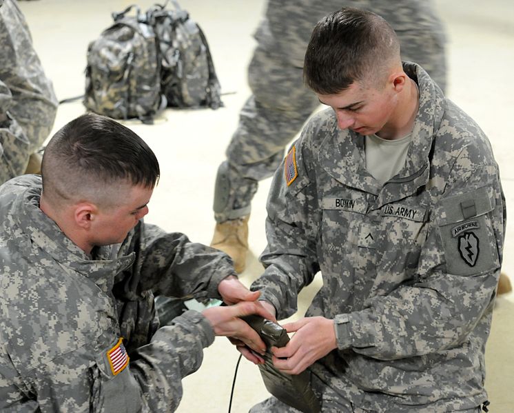 File:Spartan sapper unit parachutes in to conduct demolition mission 130321-A-ZX807-003.jpg