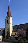 Catholic parish church hl.  Martin in Zell with the former cemetery