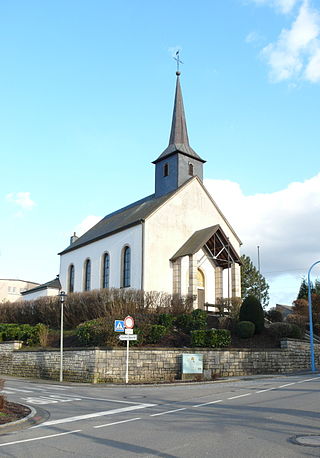 <span class="mw-page-title-main">Pontpierre, Luxembourg</span> Town in the commune of Mondercange in Luxembourg