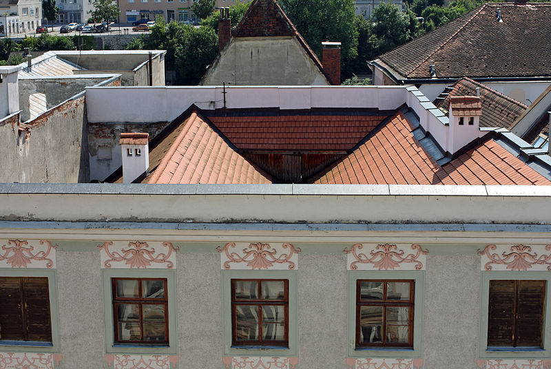 File:Steyrer Stadtplatz 7 (Dach).jpg