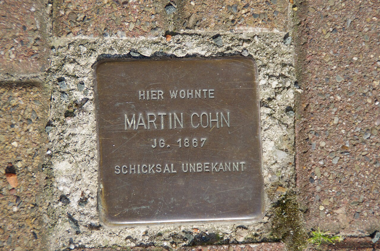 Stolperstein Martin Cohn Pattensen.jpg