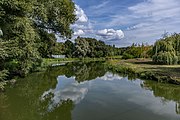 English: Svislač river near Sierabranka microdistrict. Minsk, Belarus Беларуская: Рака Свіслач каля мікрараёна Серабранка. Мінск, Беларусь Русский: Река Свислочь возле микрорайона Серебрянка. Минск, Беларусь