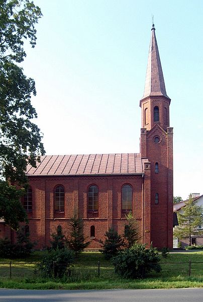 File:Szydlowo church.jpg